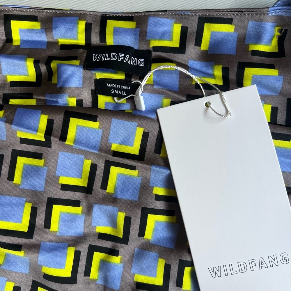 Wildfang The Empower Satin Geometric Print V Neck Cami with Removable Scarf S - Picture 8 of 8